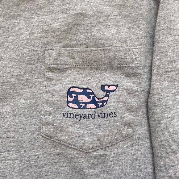 Cute Vineyard Vines girls signature long sleeve tee - Picture 2 of 7